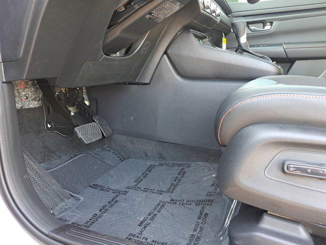 new 2026 Honda CR-V Hybrid car, priced at $39,870