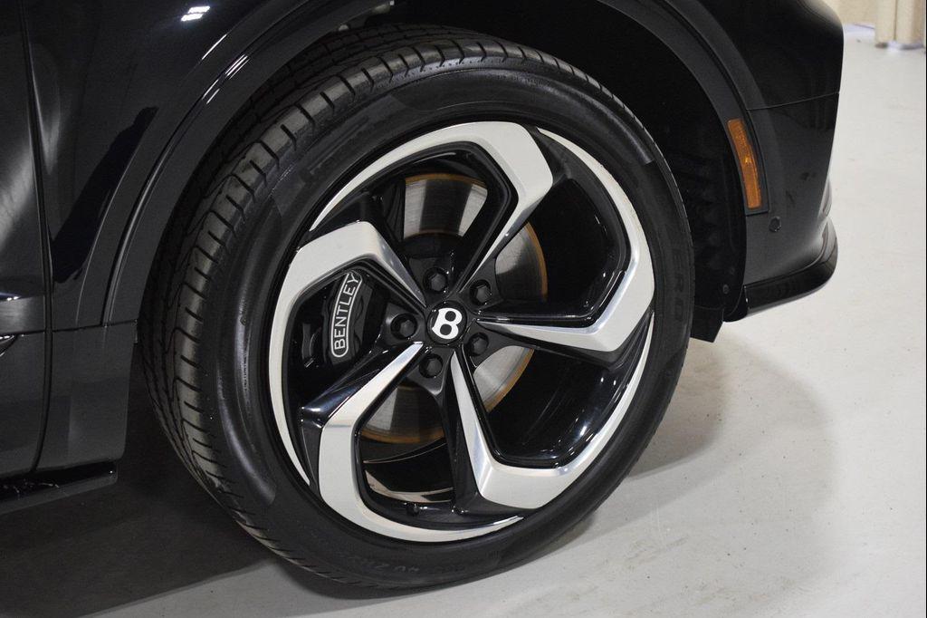 used 2022 Bentley Bentayga car, priced at $149,999