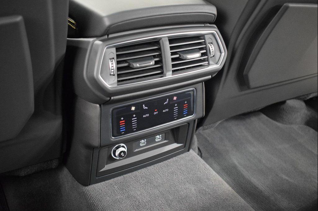 used 2023 Lamborghini Urus car, priced at $224,999