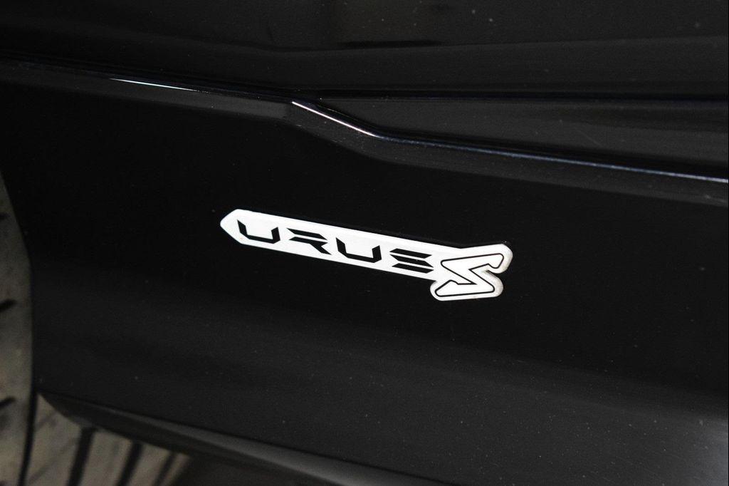 used 2023 Lamborghini Urus car, priced at $224,999