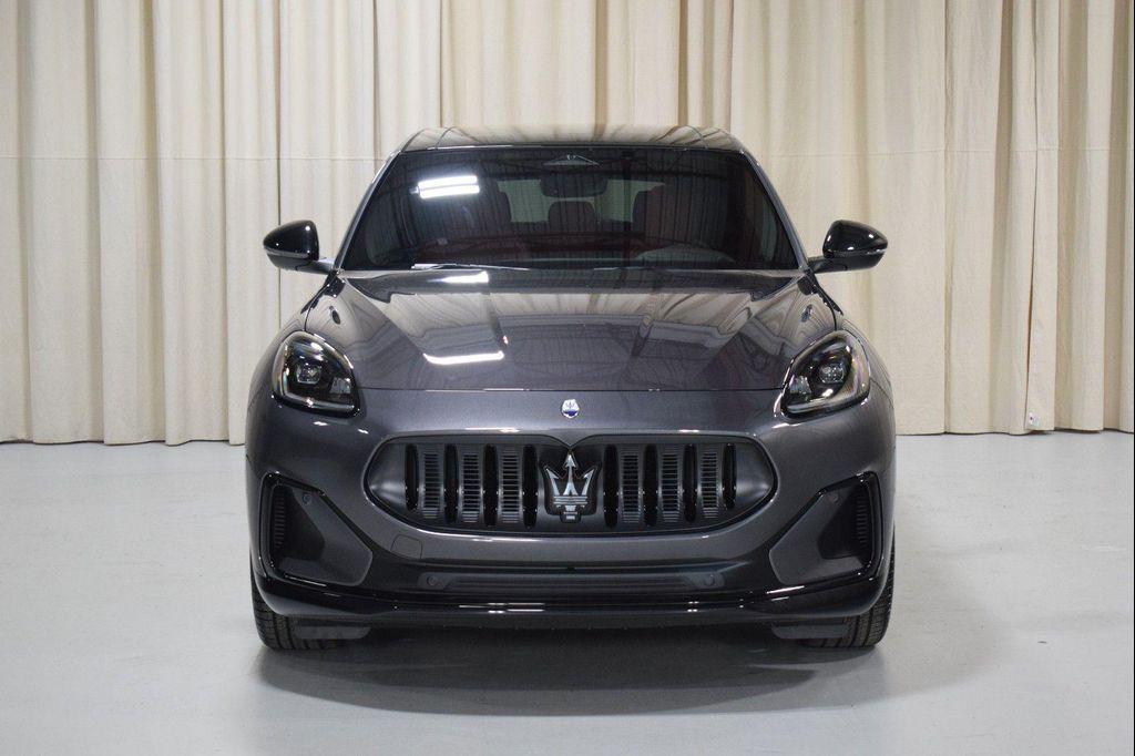 new 2025 Maserati Grecale Folgore car, priced at $118,445