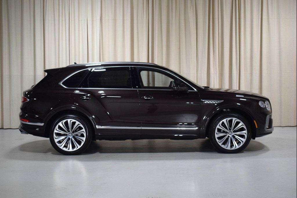 new 2025 Bentley Bentayga car, priced at $274,325