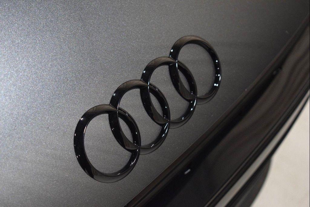 used 2014 Audi R8 car, priced at $82,499