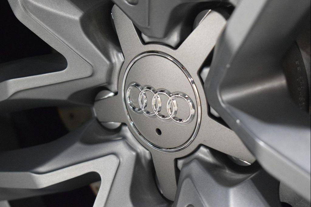 used 2014 Audi R8 car, priced at $82,499