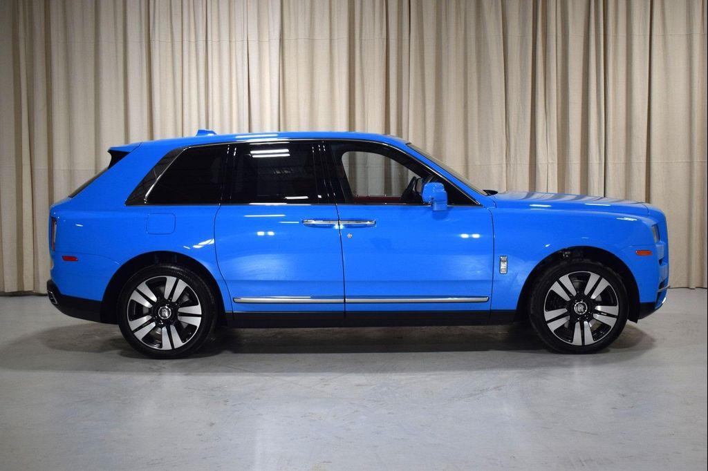used 2022 Rolls-Royce Cullinan car, priced at $264,999