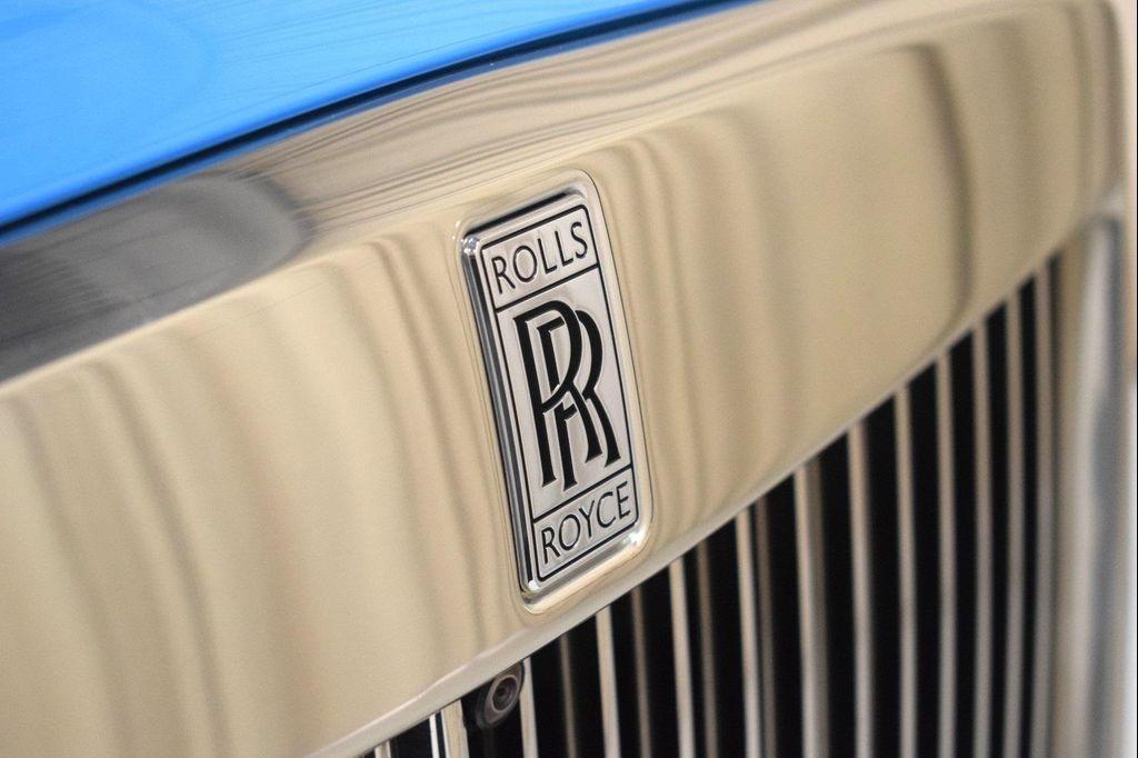 used 2022 Rolls-Royce Cullinan car, priced at $264,999
