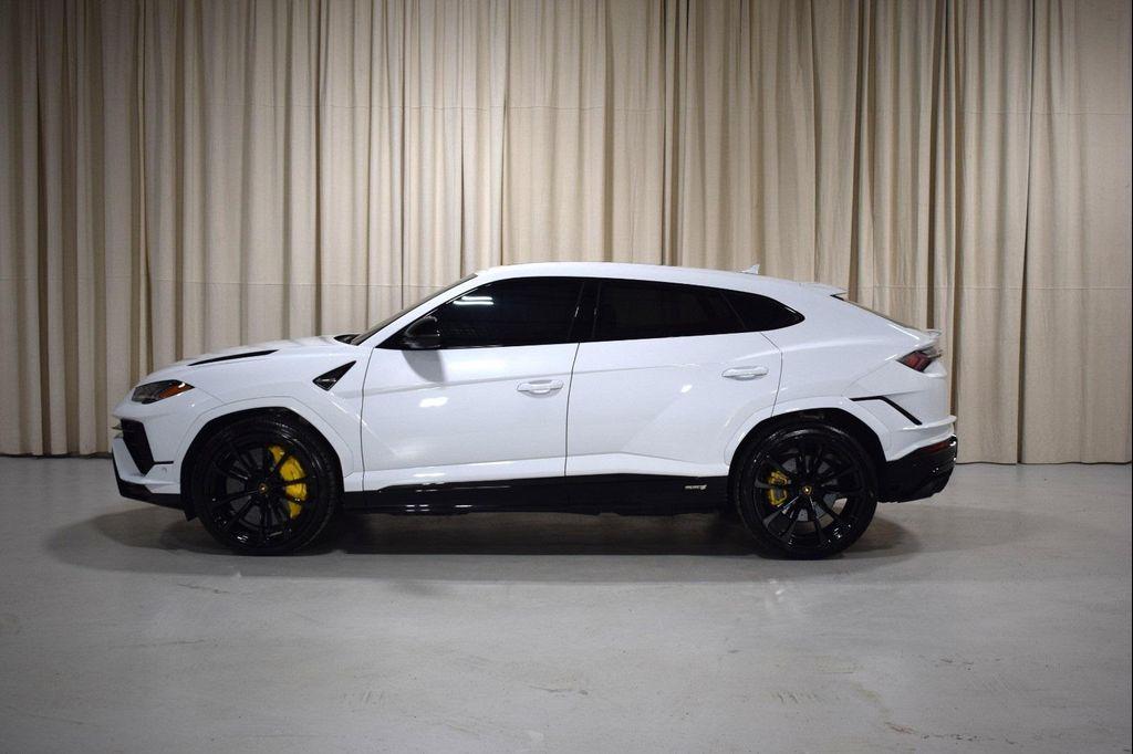 used 2024 Lamborghini Urus car, priced at $257,999
