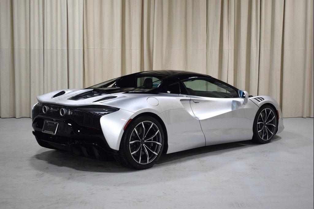 new 2025 McLaren Artura car, priced at $307,900