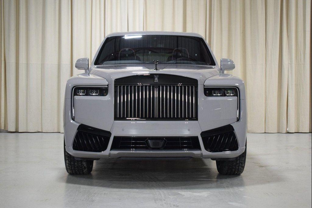 new 2026 Rolls-Royce Cullinan car, priced at $614,350