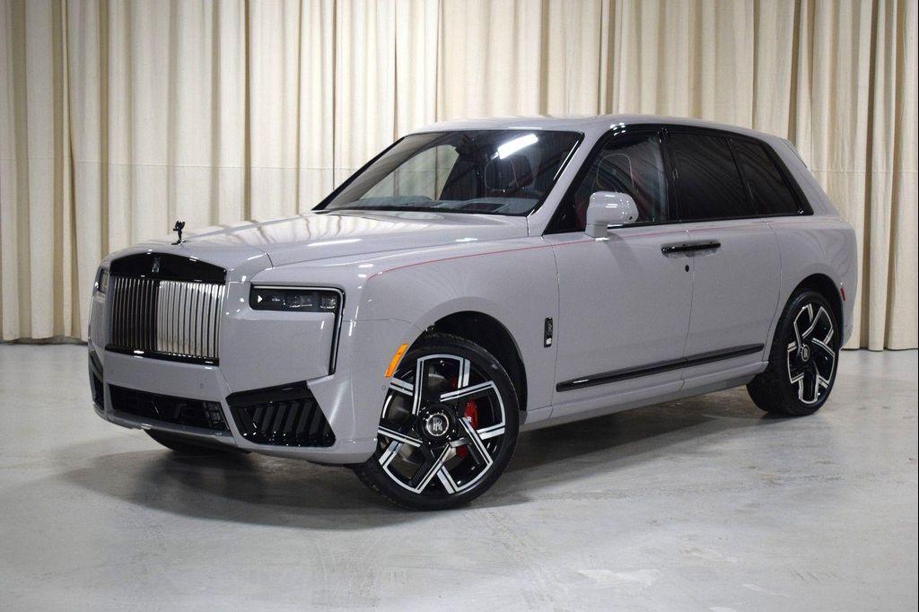 new 2026 Rolls-Royce Cullinan car, priced at $614,350