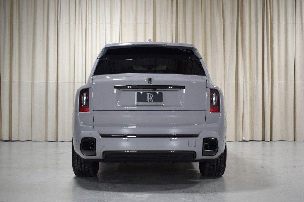 new 2026 Rolls-Royce Cullinan car, priced at $614,350