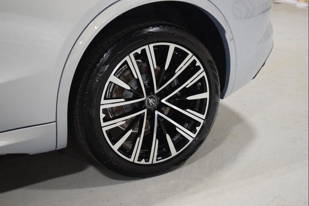 new 2025 Maserati Grecale car, priced at $87,645