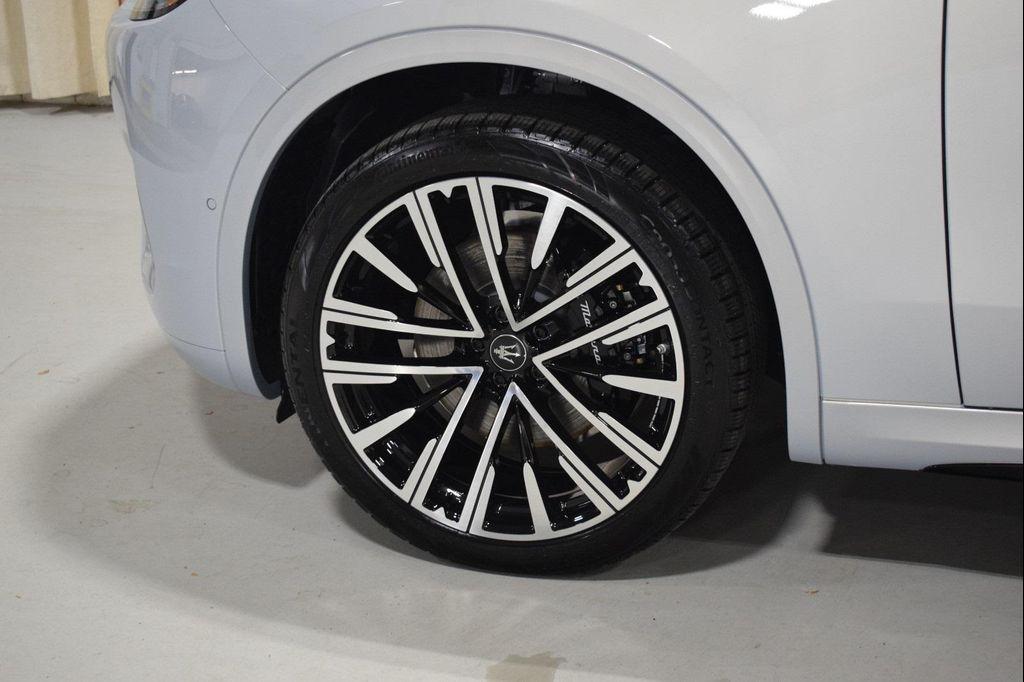 new 2025 Maserati Grecale car, priced at $87,645