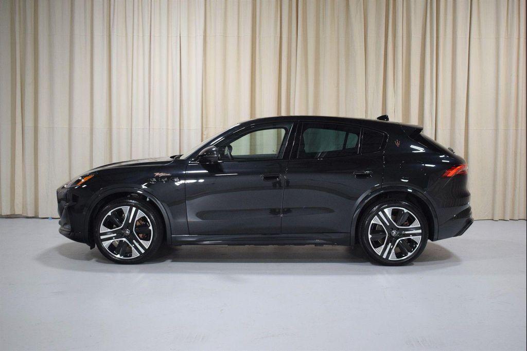 new 2025 Maserati Grecale Folgore car, priced at $121,855
