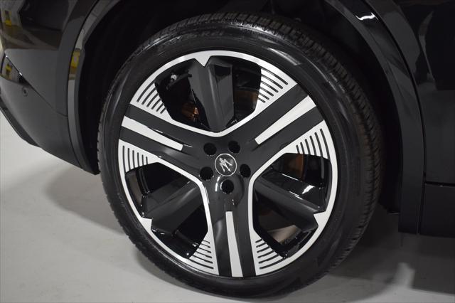 new 2025 Maserati Grecale Folgore car, priced at $121,855