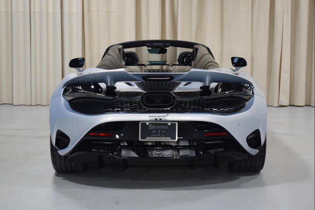 new 2025 McLaren 750S car, priced at $423,130