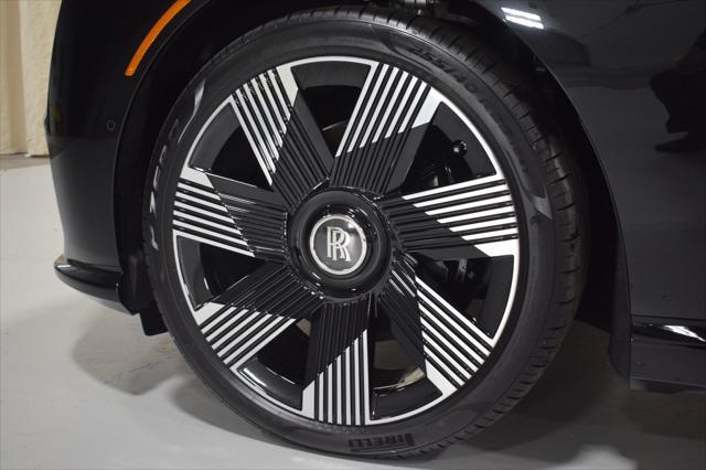 new 2024 Rolls-Royce Spectre car, priced at $399,999