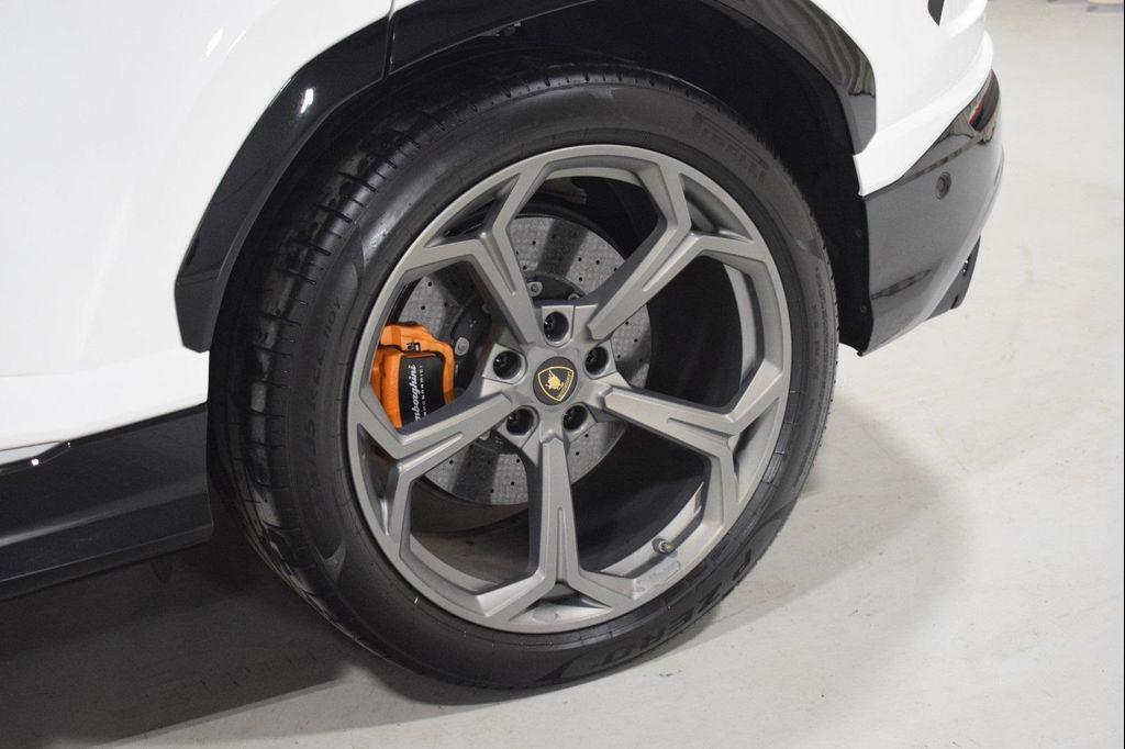 used 2019 Lamborghini Urus car, priced at $152,999