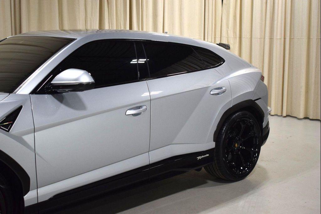 used 2024 Lamborghini Urus car, priced at $298,999