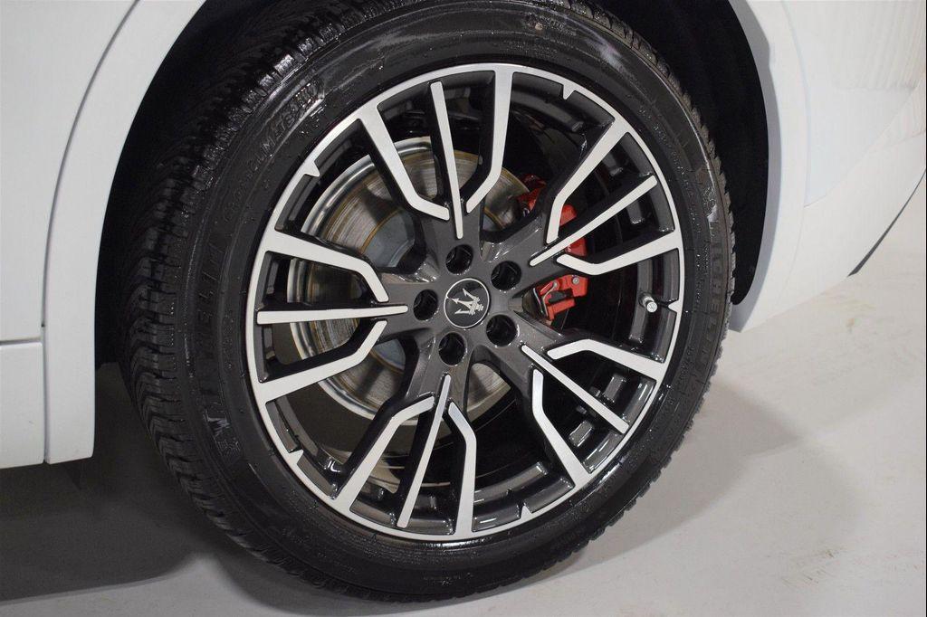 new 2024 Maserati Grecale car, priced at $75,340