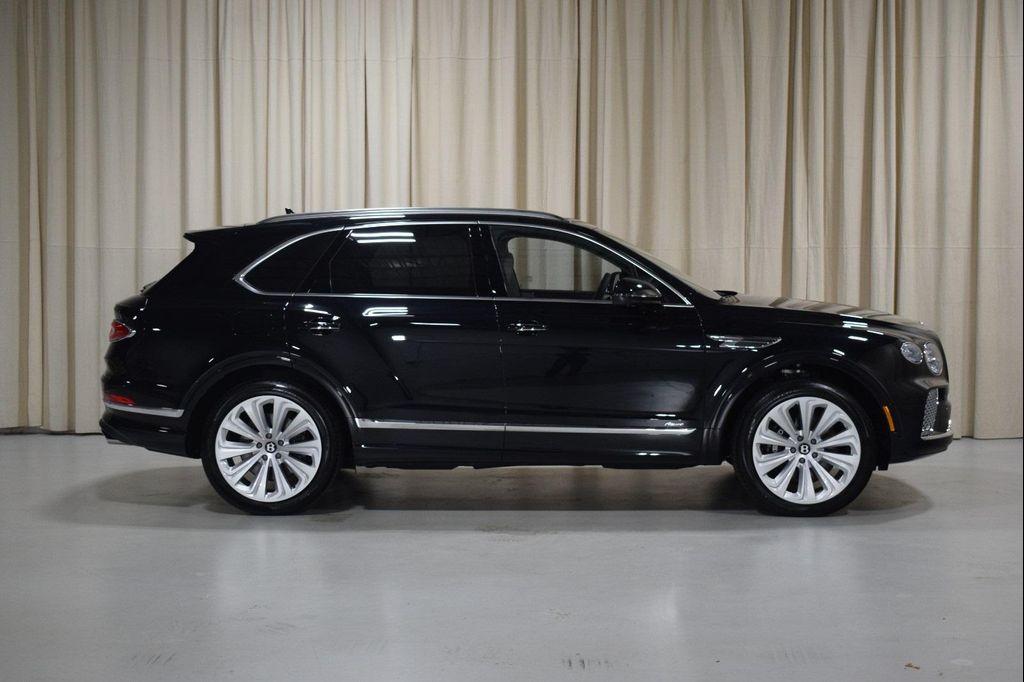 new 2025 Bentley Bentayga car, priced at $275,690