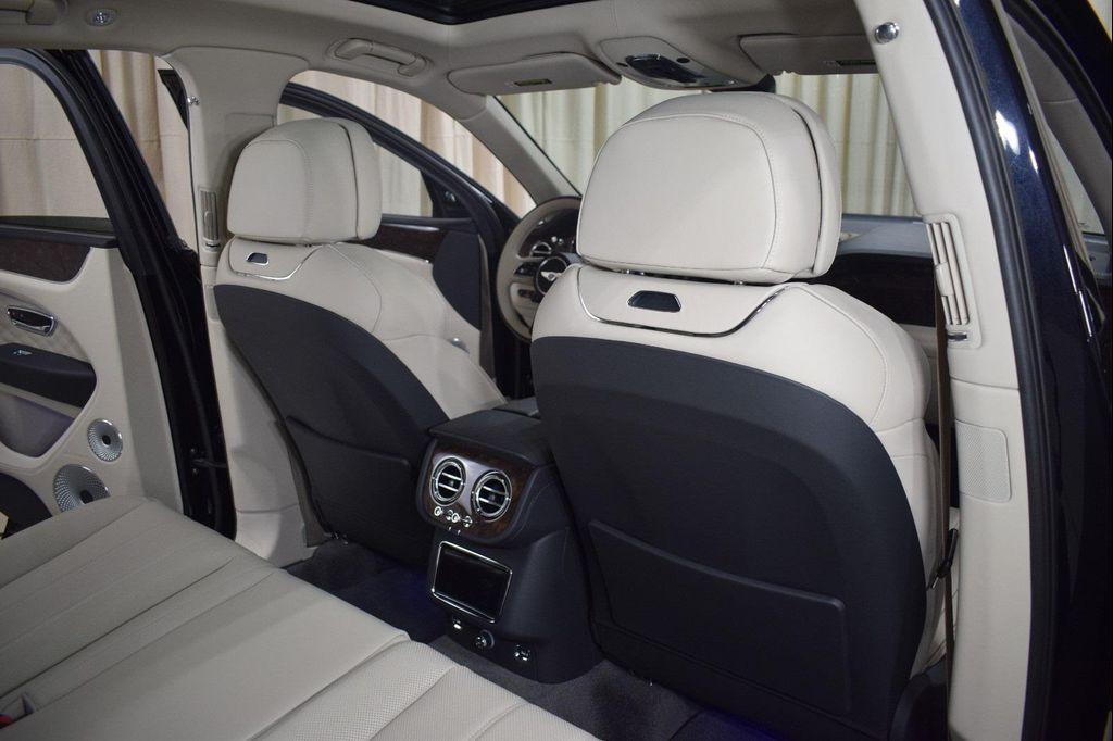 new 2025 Bentley Bentayga car, priced at $275,690