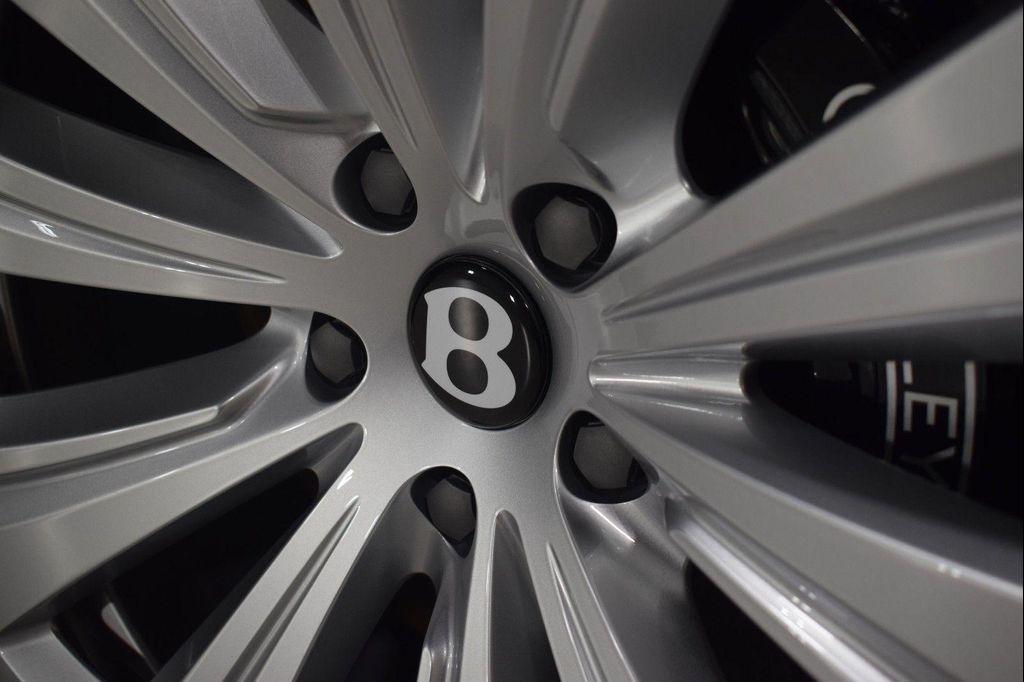 new 2025 Bentley Bentayga car, priced at $275,690