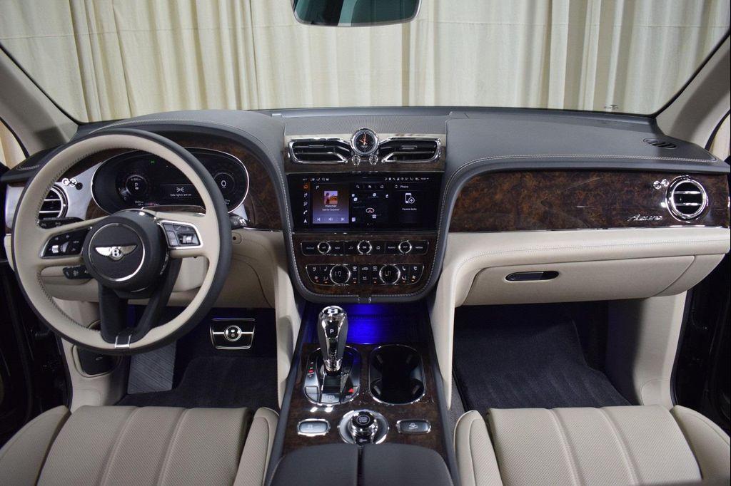 new 2025 Bentley Bentayga car, priced at $275,690