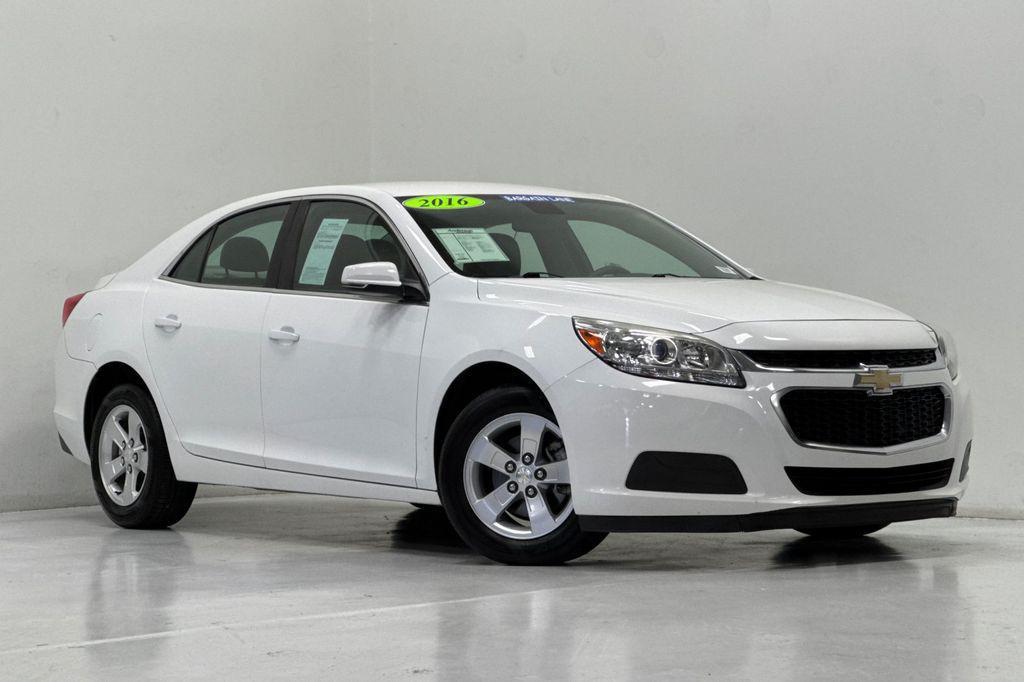 used 2016 Chevrolet Malibu Limited car, priced at $10,300