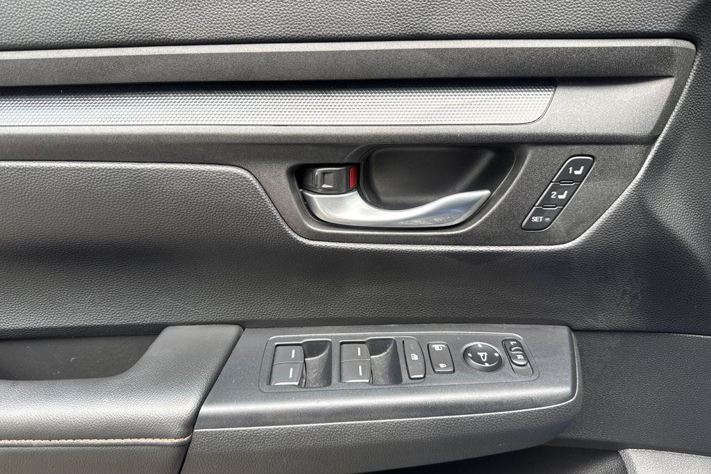 used 2024 Honda CR-V Hybrid car, priced at $33,481
