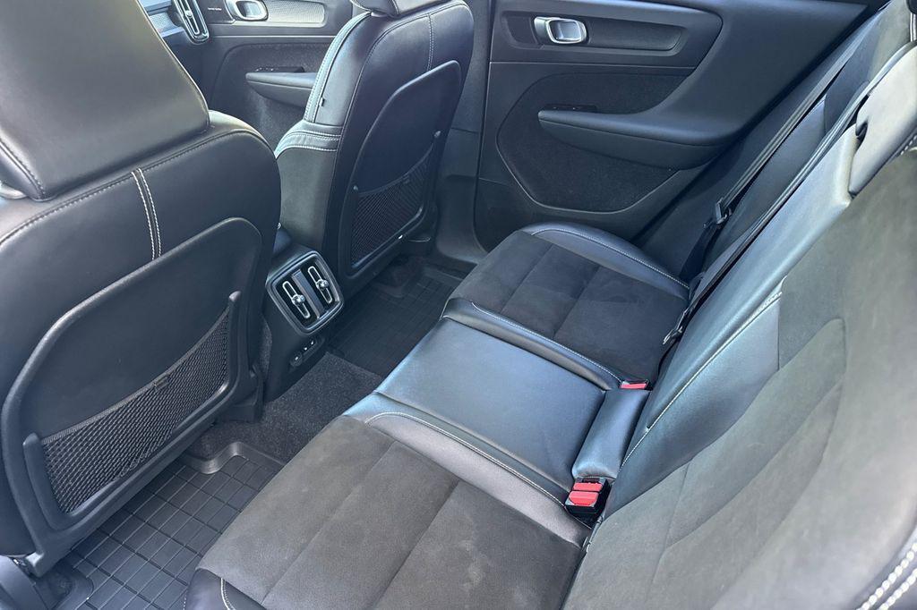 used 2021 Volvo XC40 car, priced at $22,981