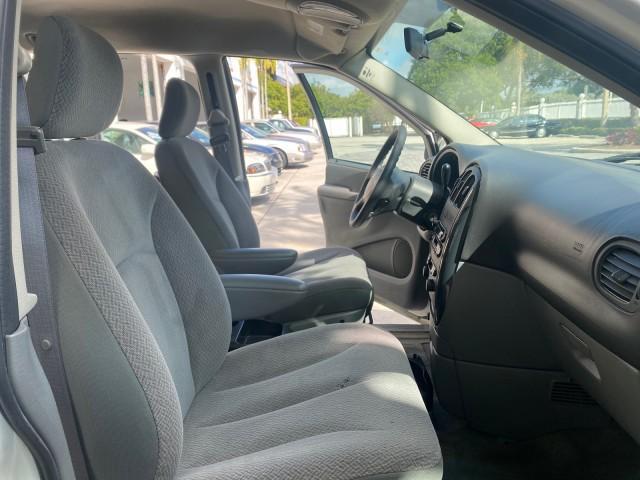 used 2006 Dodge Caravan car, priced at $10,900