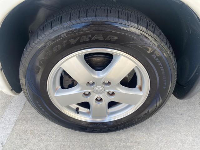 used 2006 Dodge Caravan car, priced at $10,900