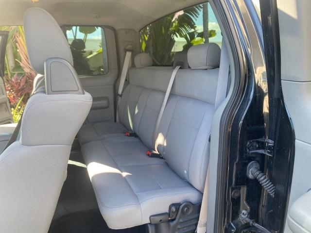 used 2006 Ford F-150 car, priced at $10,900