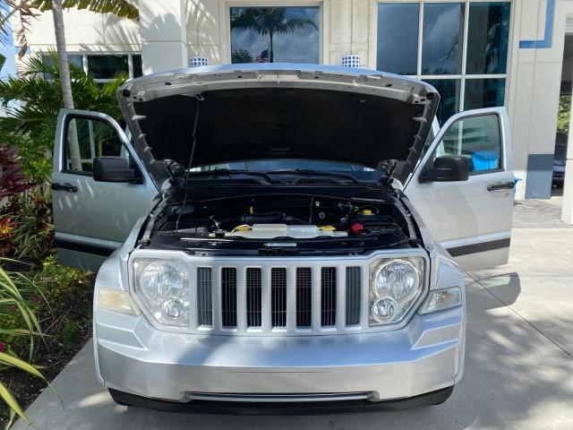 used 2010 Jeep Liberty car, priced at $6,900