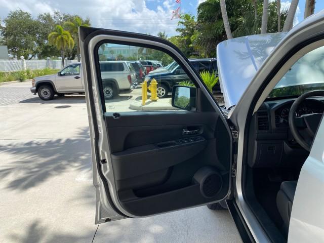 used 2010 Jeep Liberty car, priced at $6,900