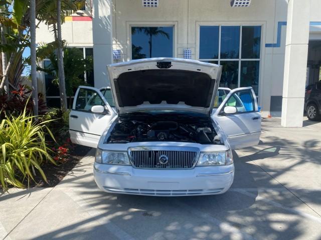 used 2005 Mercury Grand Marquis car, priced at $10,500