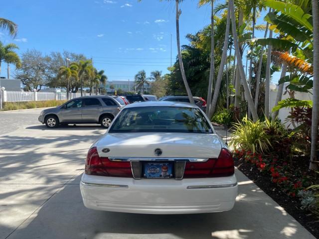 used 2005 Mercury Grand Marquis car, priced at $10,500