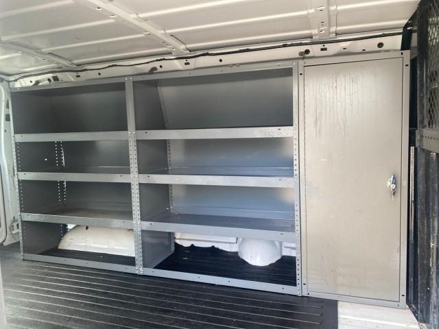 used 2000 Ford E150 car, priced at $9,900