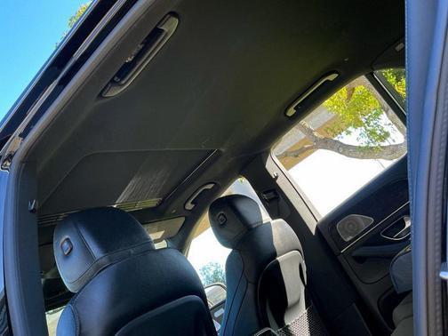 used 2021 Mercedes-Benz GLE 350 car, priced at $32,495