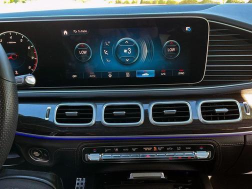 used 2021 Mercedes-Benz GLE 350 car, priced at $32,495