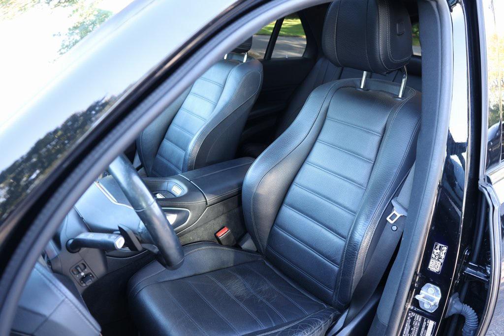 used 2020 Mercedes-Benz GLE 580 car, priced at $32,595