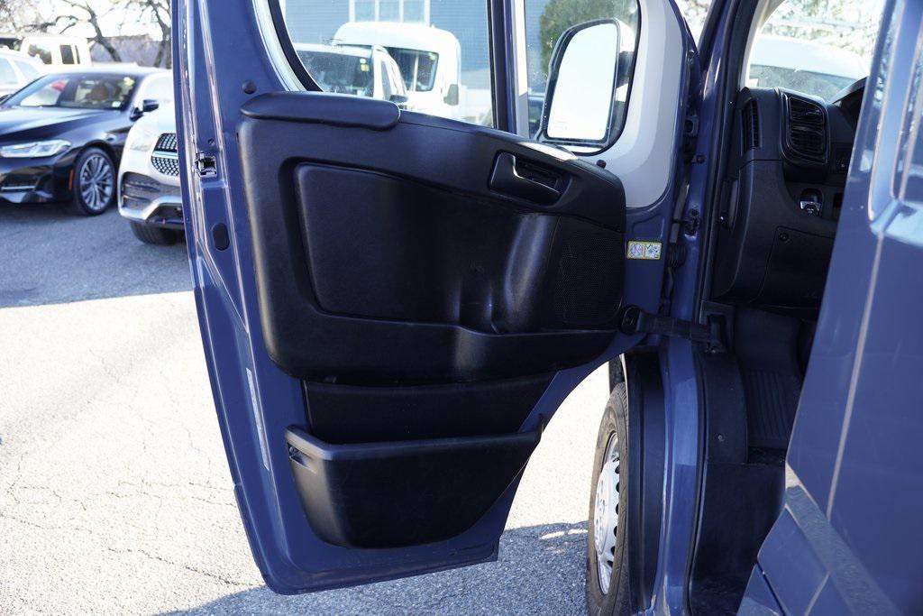 used 2022 Ram ProMaster 3500 car, priced at $18,595