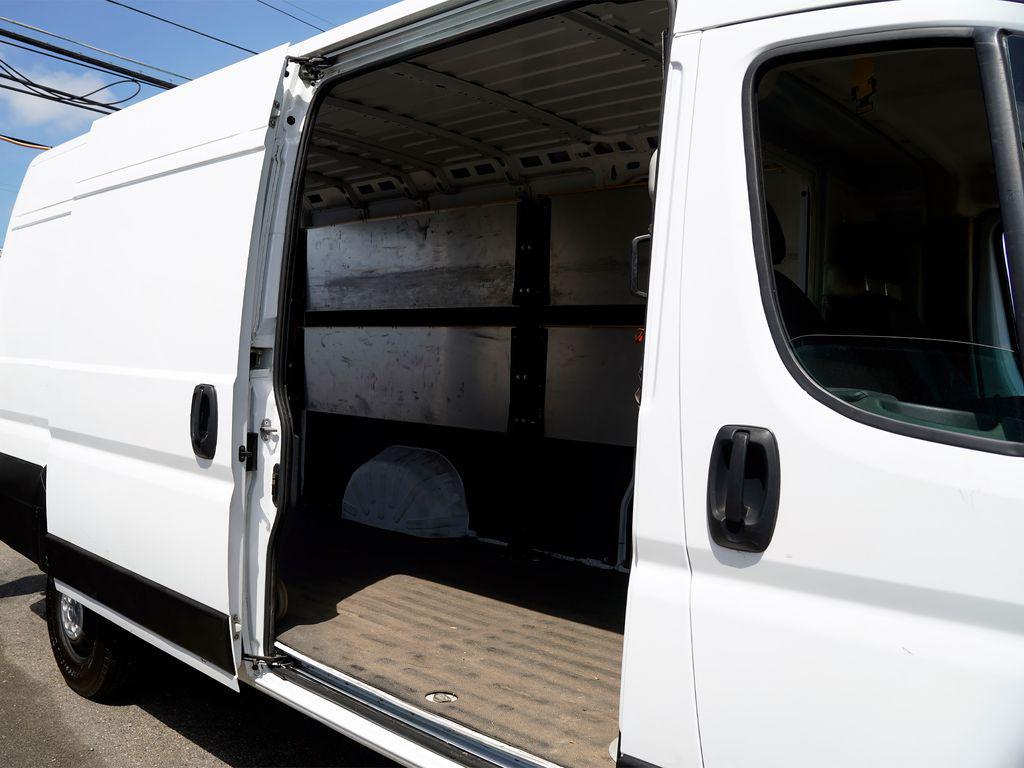 used 2022 Ram ProMaster 3500 car, priced at $18,995