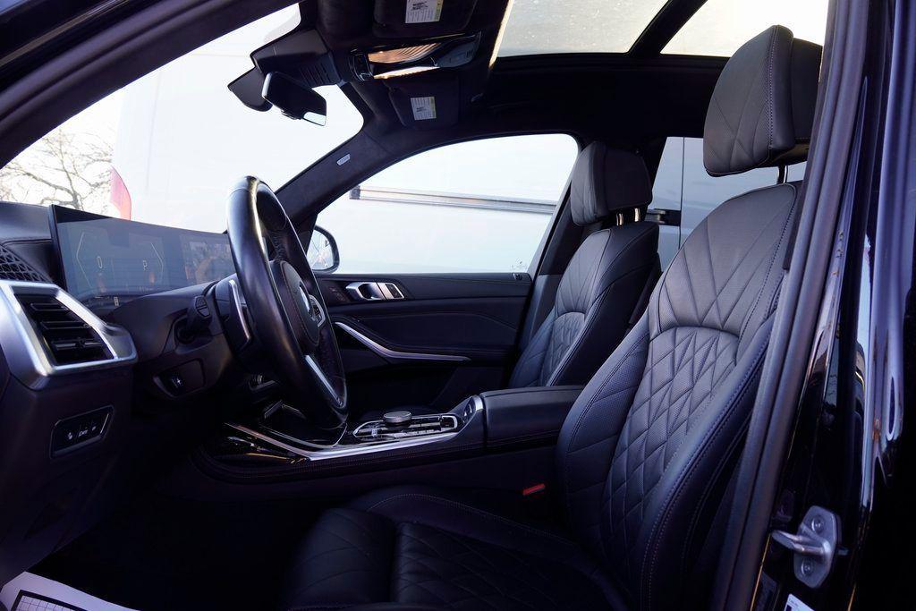 used 2024 BMW X7 car, priced at $50,995