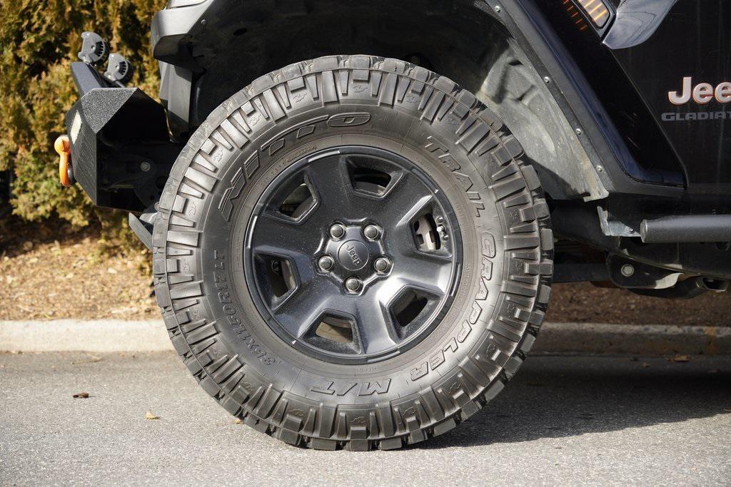 used 2021 Jeep Gladiator car, priced at $30,595