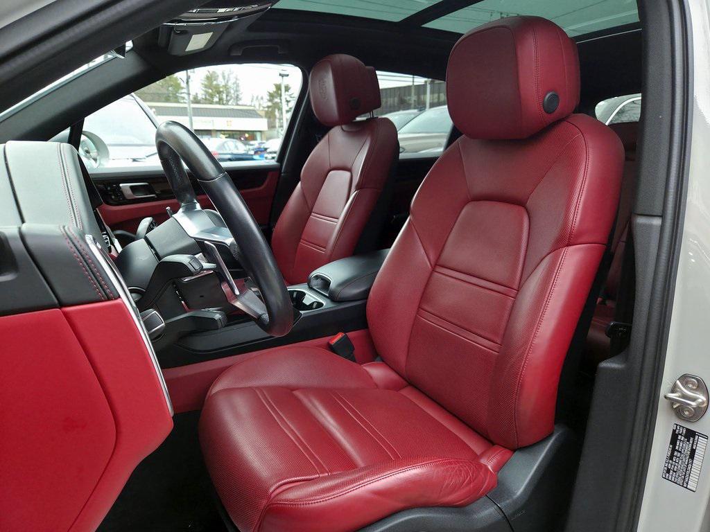 used 2020 Porsche Cayenne car, priced at $33,195