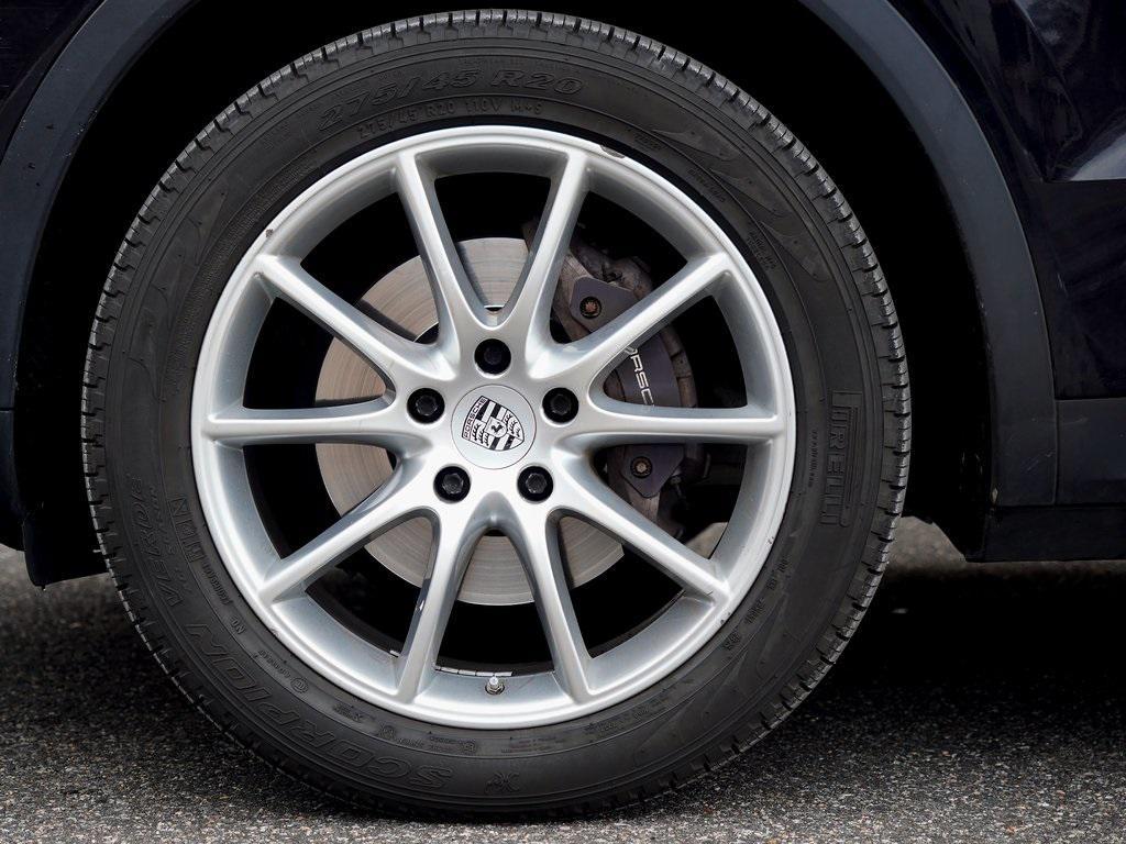 used 2019 Porsche Cayenne car, priced at $27,095