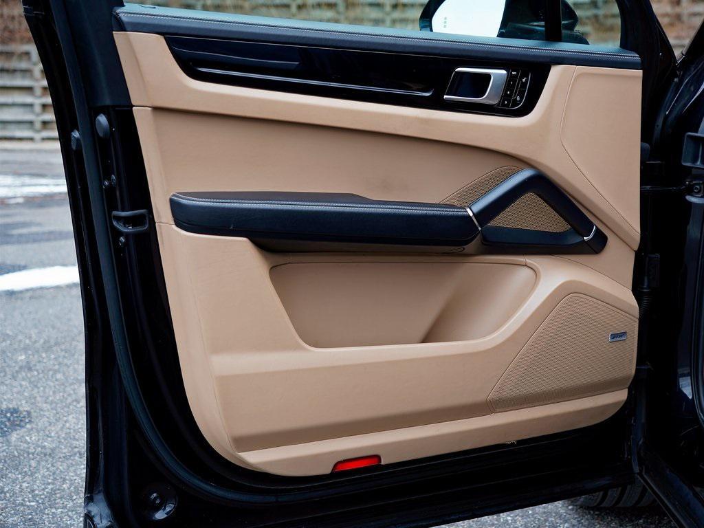 used 2019 Porsche Cayenne car, priced at $27,095