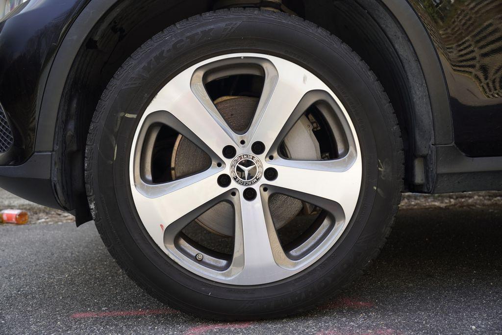 used 2019 Mercedes-Benz GLC 300 car, priced at $16,795